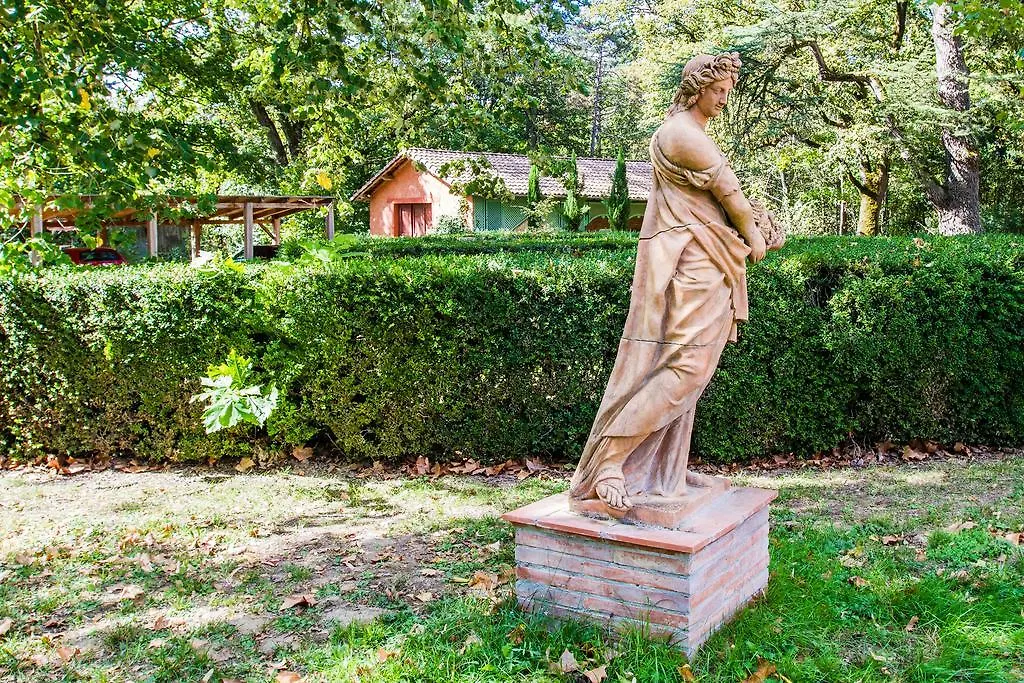 Domaine De Roucayrols Bed & Breakfast Ambres